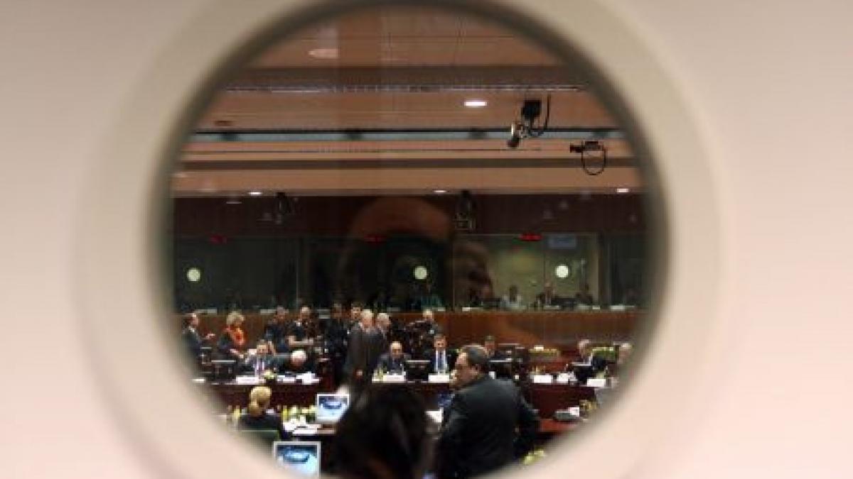 pronuntarea pe legea privind reprezentarea romaniei la ue amanata de magistratii ccr pentru 19