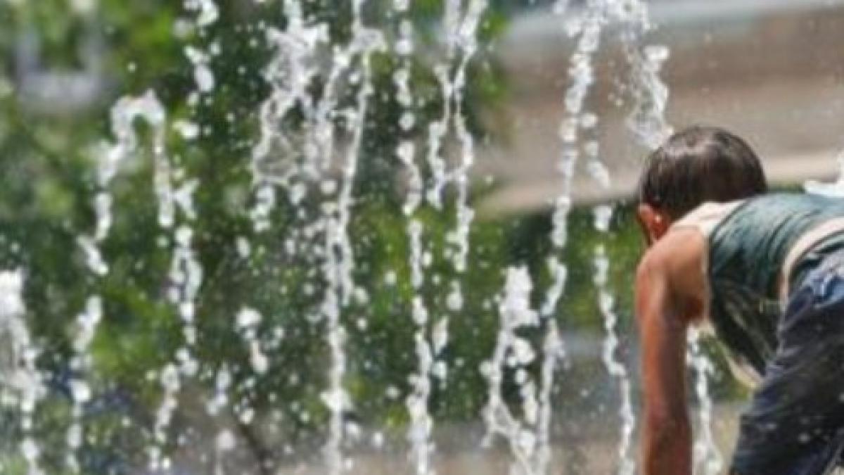 blocurile au devenit adevarate cuptoare iar in miez de noapte temperaturile atingeau 30 de grade