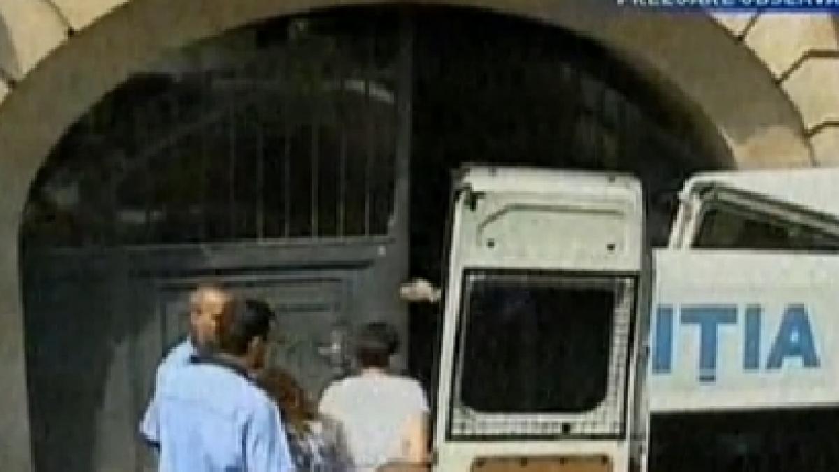 caracatita lui blejnar cum a profitat acesta de oameni nevinovati