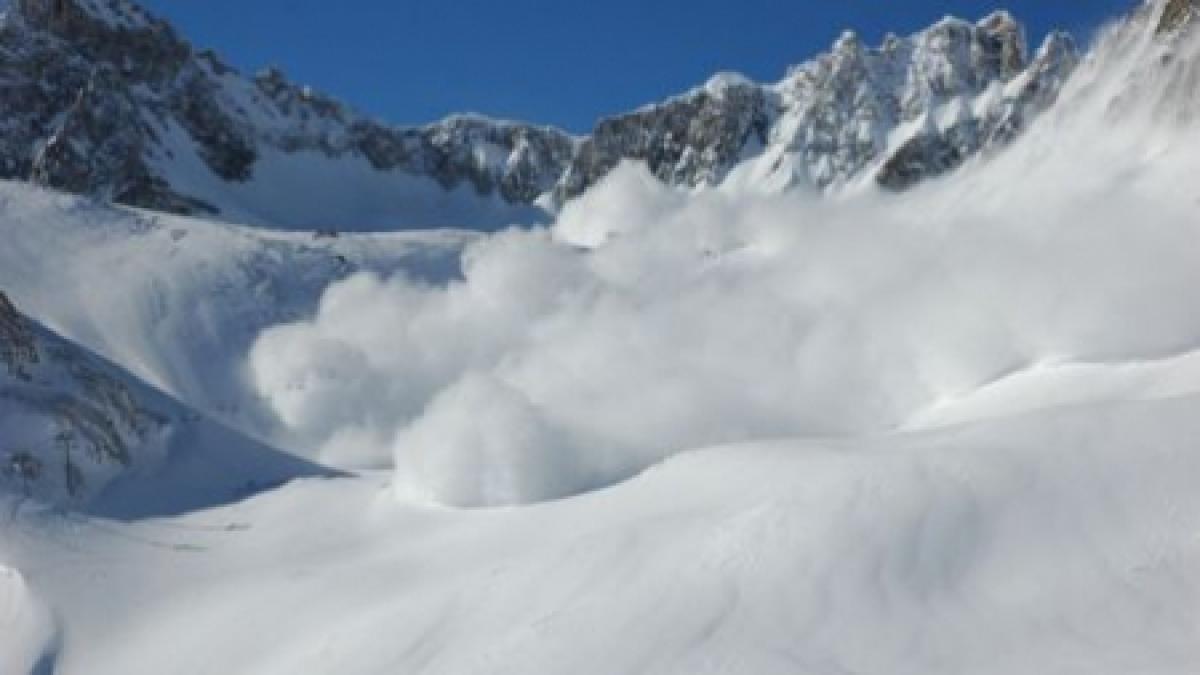 avalansa in masivul mont blanc sase oameni au murit si opt au fost ranite