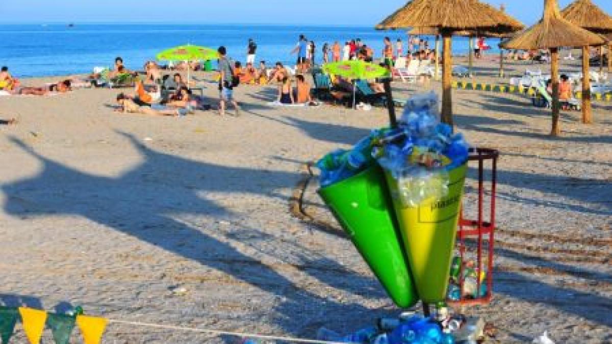 romanii s au saturat sa faca plaja printre gunoaie amenzi de miliarde pentru comercianti