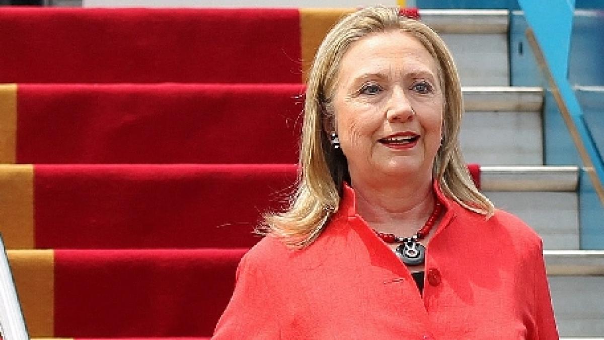 hillary clinton va face o vizita oficiala in egipt pentru a discuta cu seful consiliului suprem al