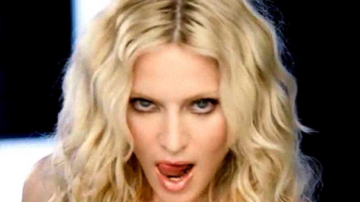 madonna socheaza din nou toti barbatii au fost extaziati cand au vazut o