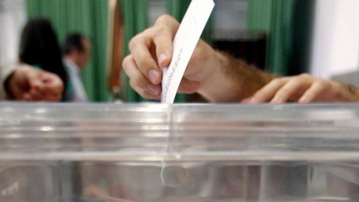 sondajul care il innebuneste pe traian basescu care este intentia romanilor la referendumul din 29