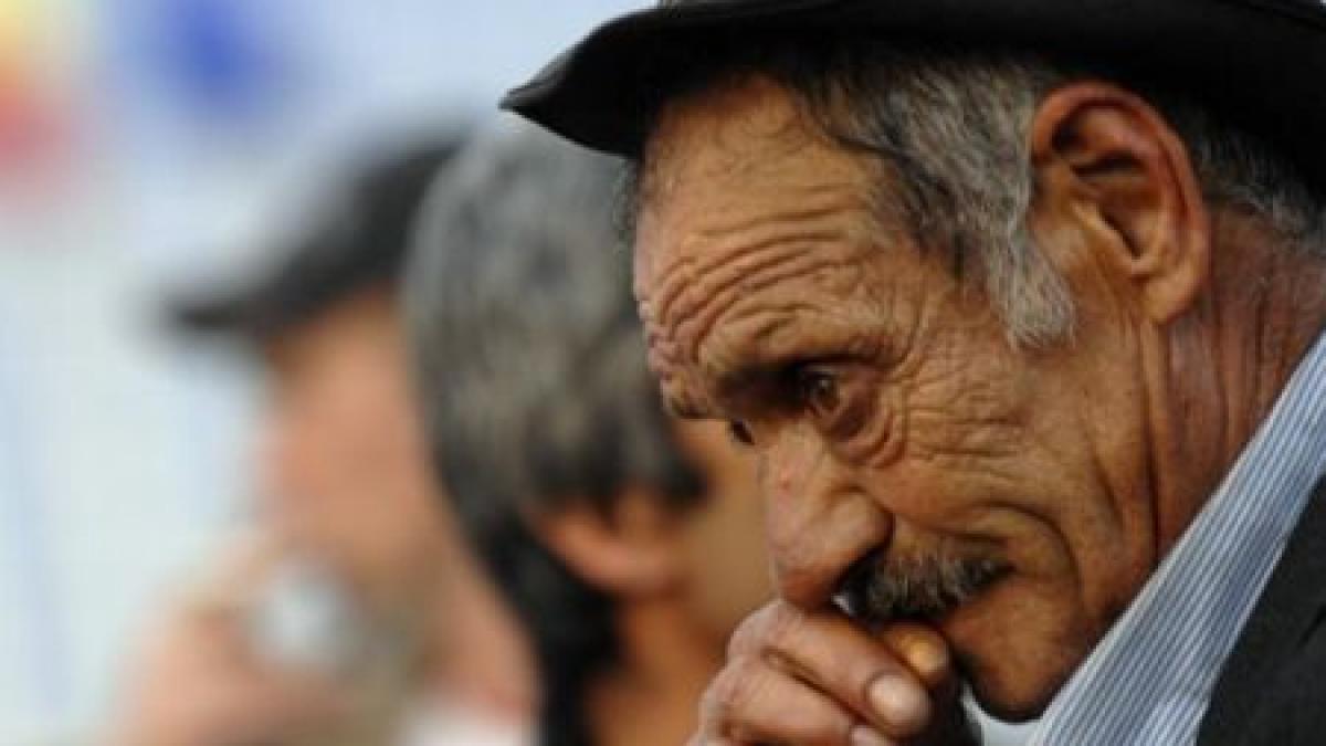 cum arata romania din spatele zidurilor reportaj bbc despre romii separati de comunitate