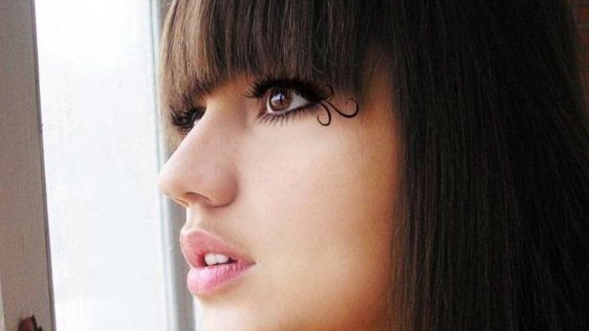 rusoaica pe care niciun barbat nu o poate privi in ochi secretul ei a facut o vedeta pe facebook