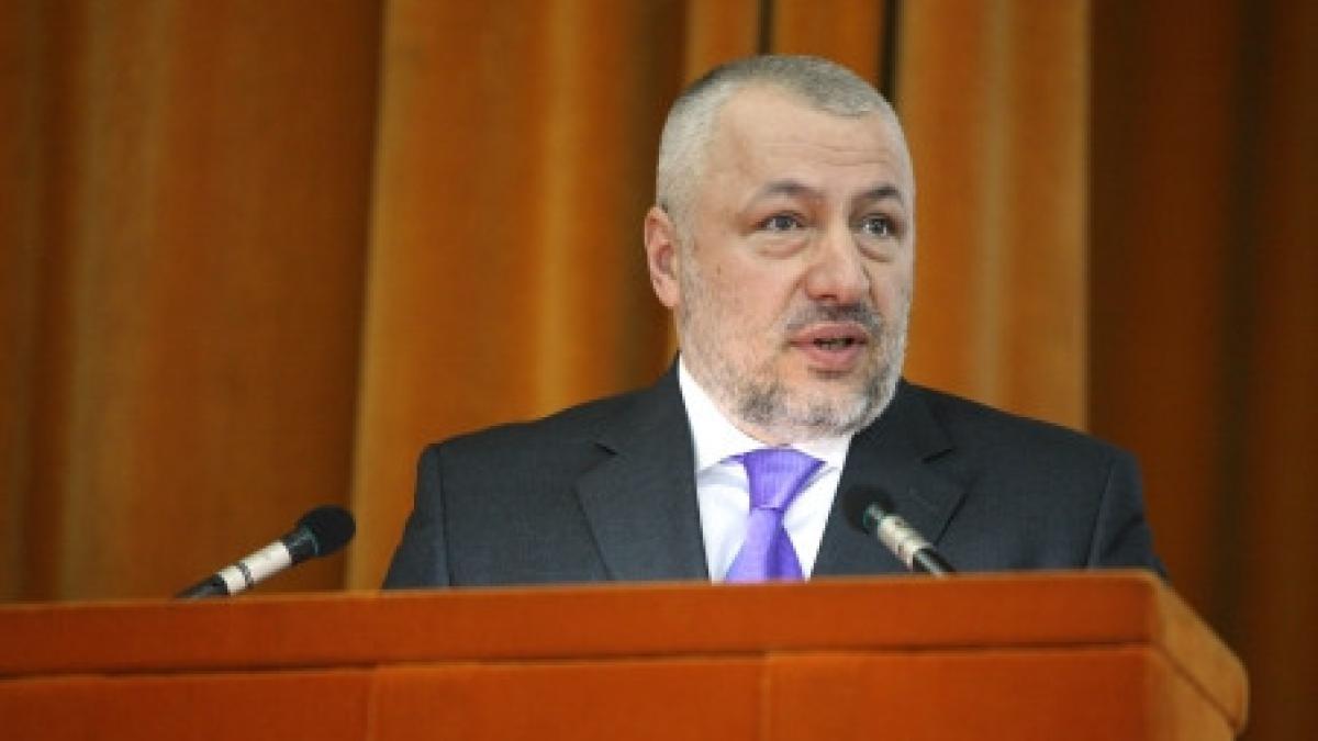 fota suparat pe antonescu nu ar fi trebuit ca optiunea mea sa fie facuta publica sedintele csat