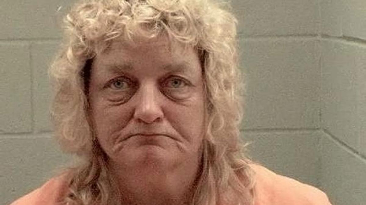 motivul halucinant pentru care aceasta femeie a sunat la 112 cand a iesit de la coafor