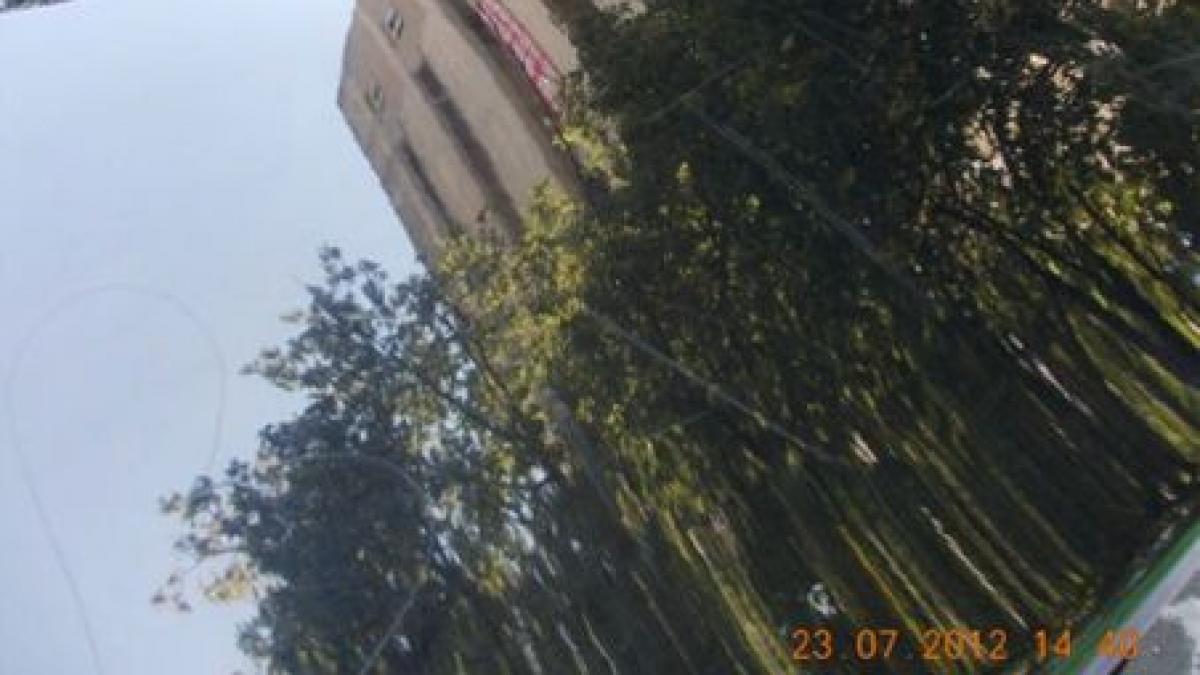 masina sotiei lui victor ciutacu vandalizata in parcare familia jurnalistului a primit amenintari