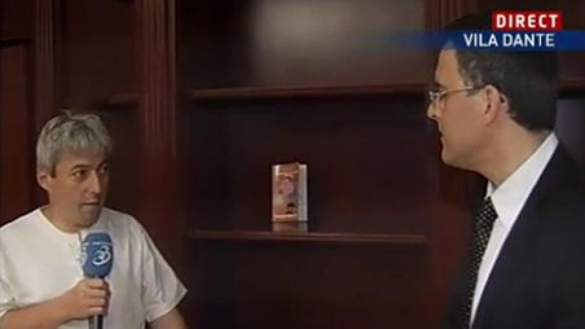 istoricul marius oprea i a lasat o carte lui basescu in biblioteca vilei din dante gestul cu