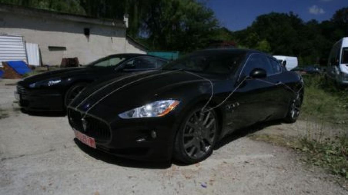 showroom butoane vezi ce masini de sute de mii de euro turau interlopii de giurgiu galerie foto