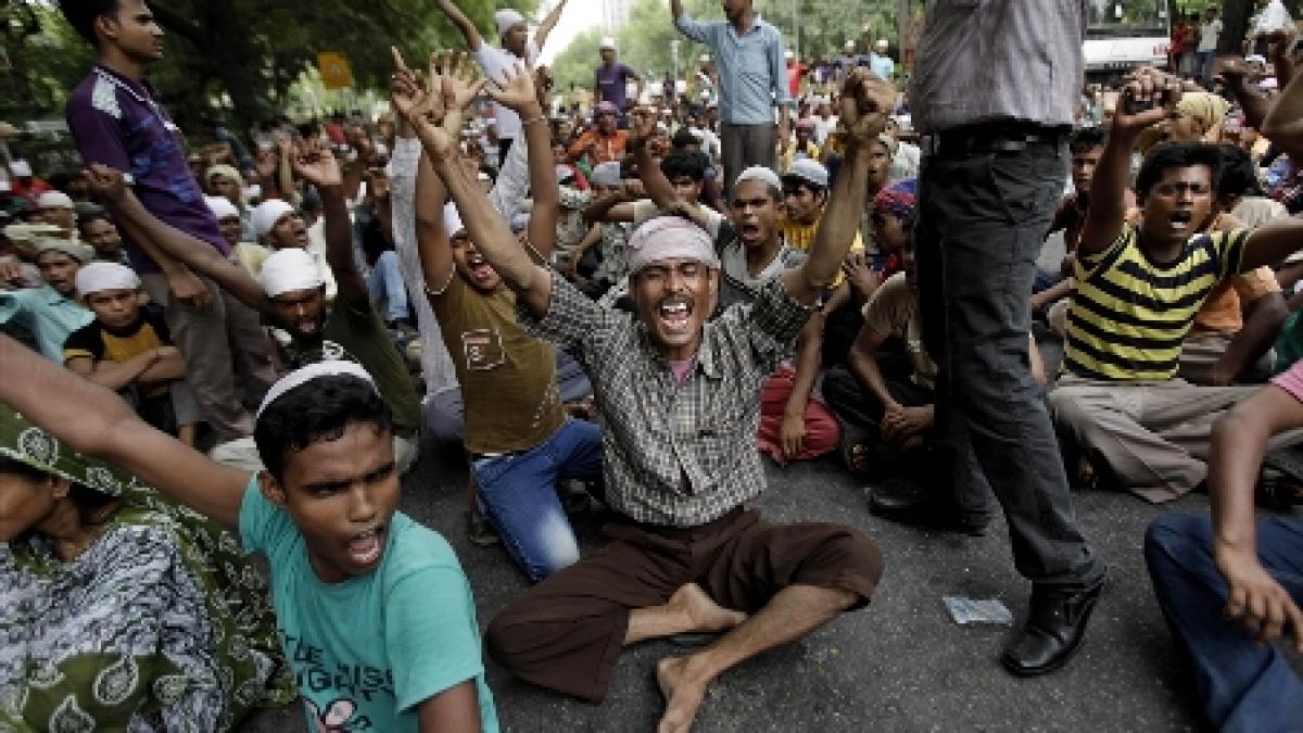 zeci morti si 170 000 de refugiati in india in urma unor violente intre triburi indigene si