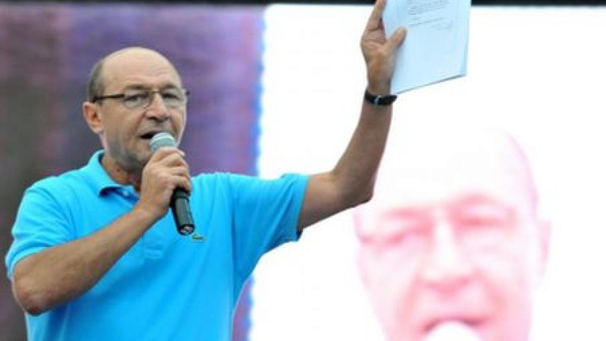 basescu daca prezenta la referendum va fi 49 voi repropune usl revizuirea constitutiei si demisia