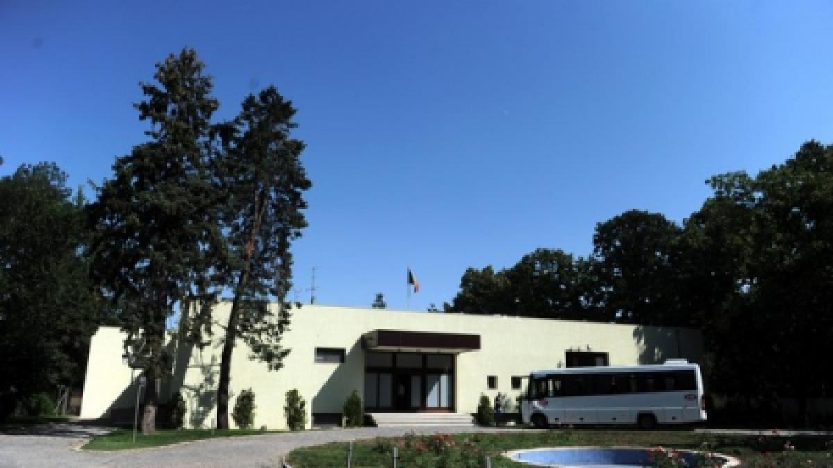 vila dante va fi deschisa publicului duminica intre orele 10 00 si 20 00