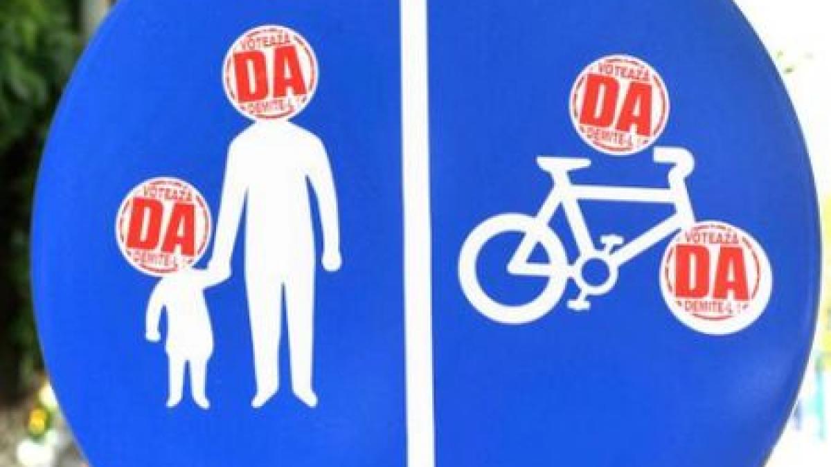 cu bicicleta sau cu masina romanii din ungaria au venit sa voteze la referendum