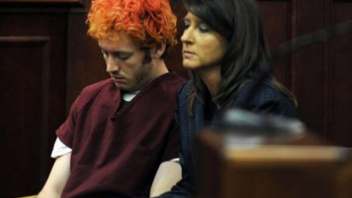 douazeci si patru de capete de acuzare pentru crima pentru autorul masacrului din colorado