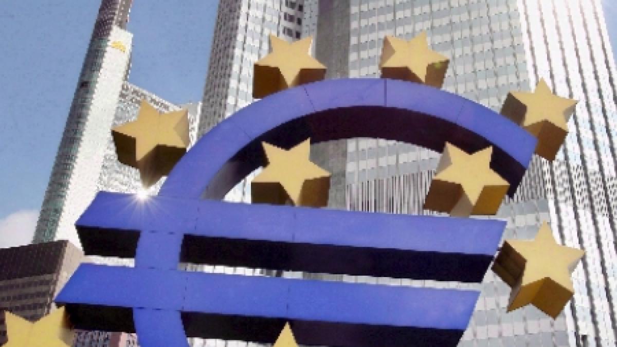 bce ar putea primi autoritatea de a inchide bancile cu probleme din zona euro