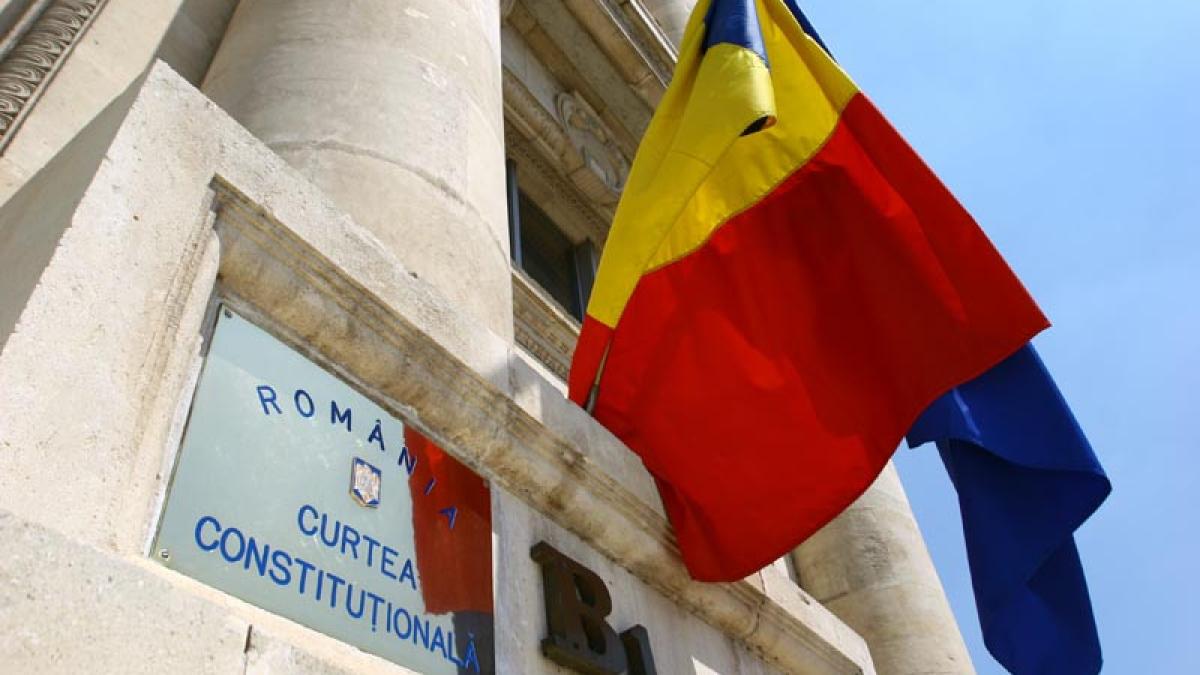 &quot;Boicotarea referendumului este un ABUZ faţă de popor&quot;. Ce decizie urmează să ia Curtea Constituţională