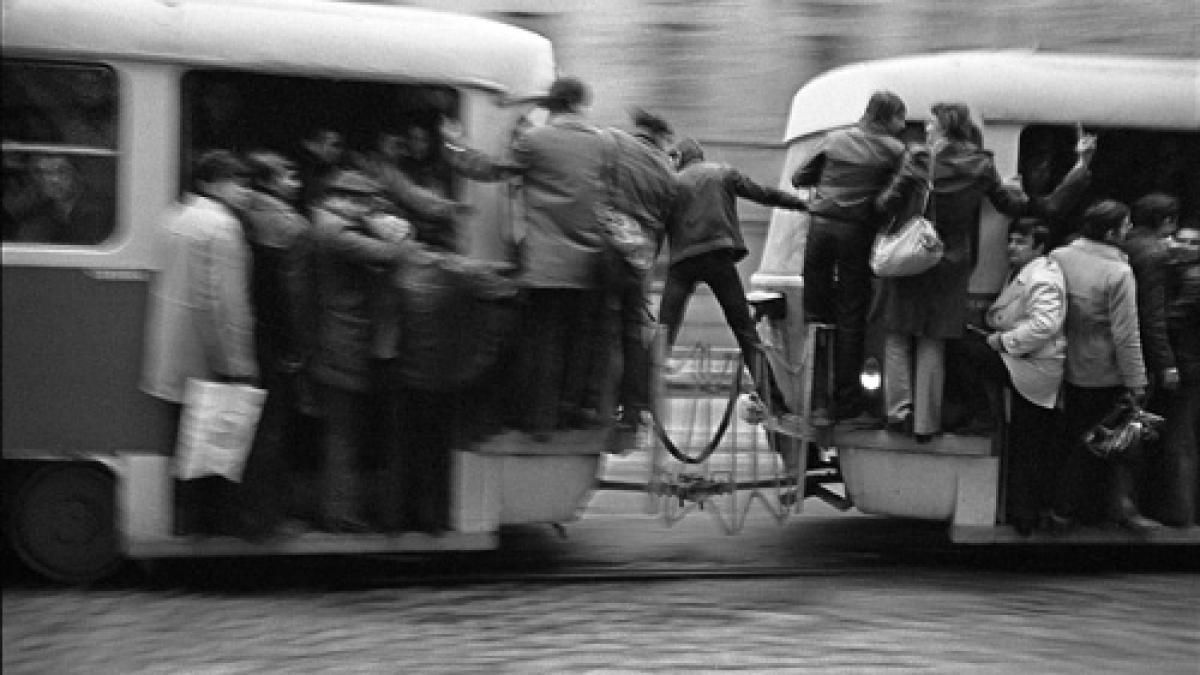 toti bucurestenii si au intors privirea atunci cand a trecut pe langa ei cea mai noua aparitie pe