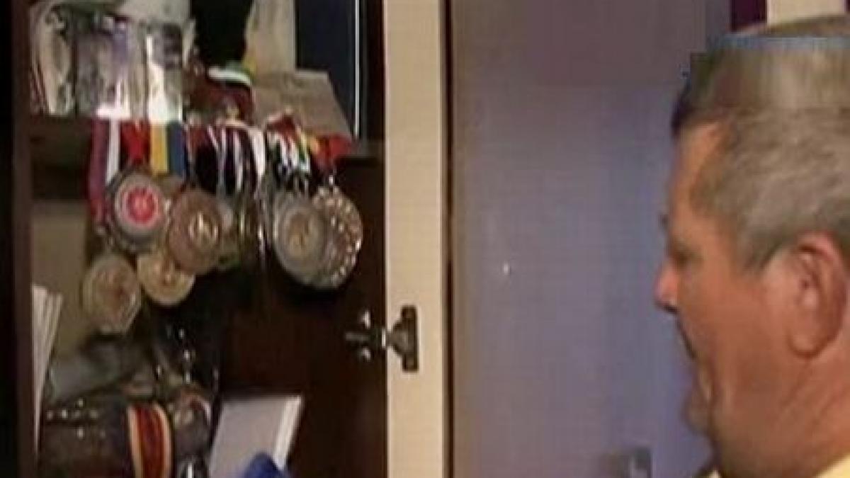 familiile sportivelor corina caprioriu si georgeta andrunache isi asteapta cu emotii campioanele