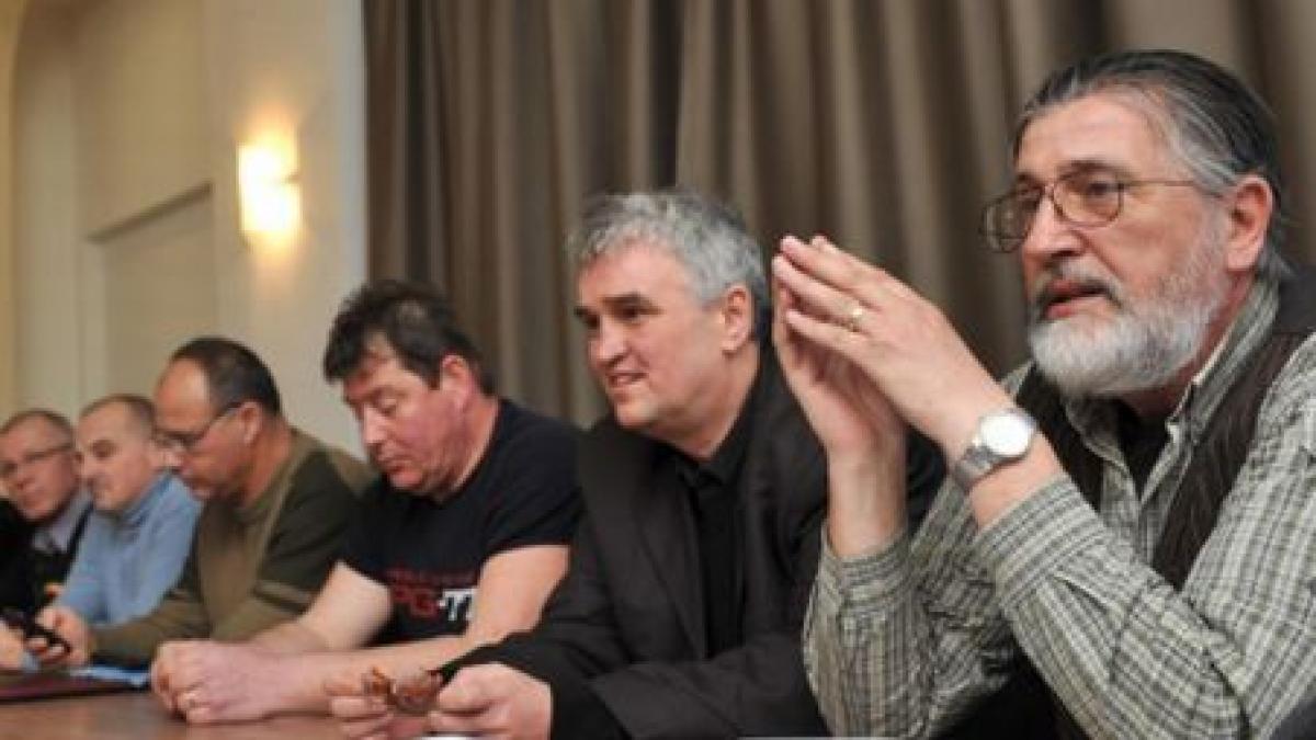 revolutionarii din timisoara hotarati sa picheteze palatul cotroceni daca ccr nu va valida