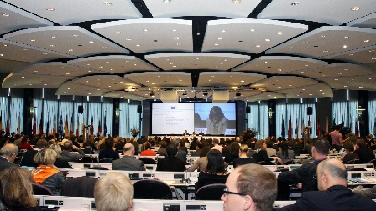 oficial ce pozitia comisiei ramane aceeasi asteptam decizia ccr indiferent de amanare