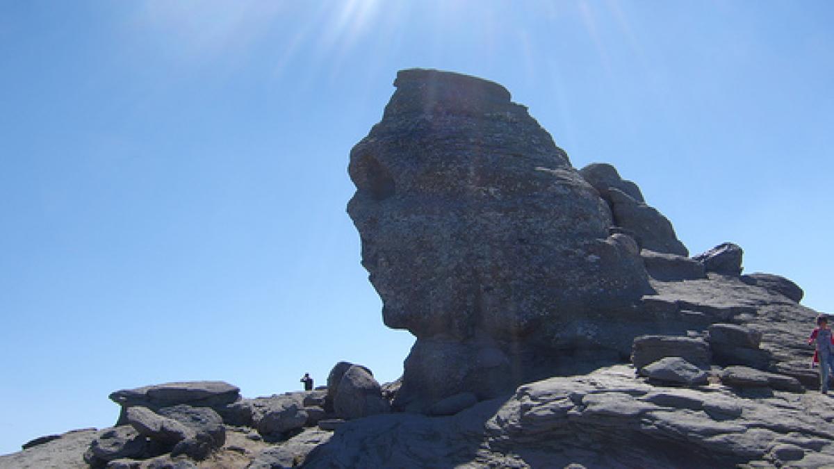 exodul romanilor catre munti masura luata de zeci de mii de romani pentru a scapa de canicula