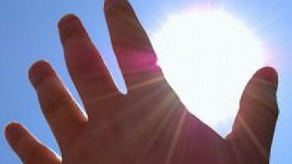 traim cea mai calduroasa vara din ultimii 50 de ani romania se coace la 42 de grade cod portocaliu