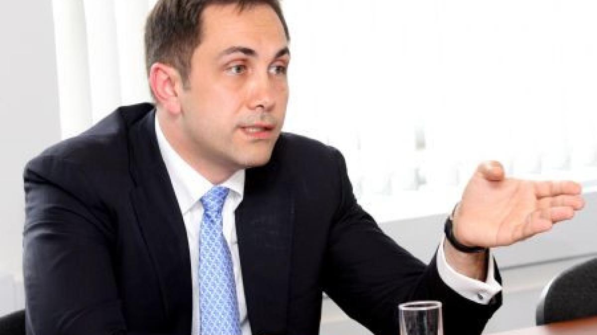 vezi aici de ce a demisionat astazi ministrul pentru mediul de afaceri lucian isar