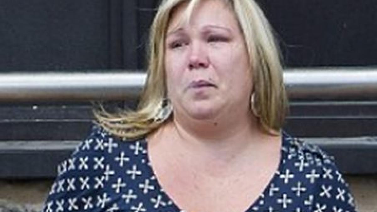 si a satisfacut fanteziile sexuale cu colegii fiicei sale nonconformista mama risca 7 ani de