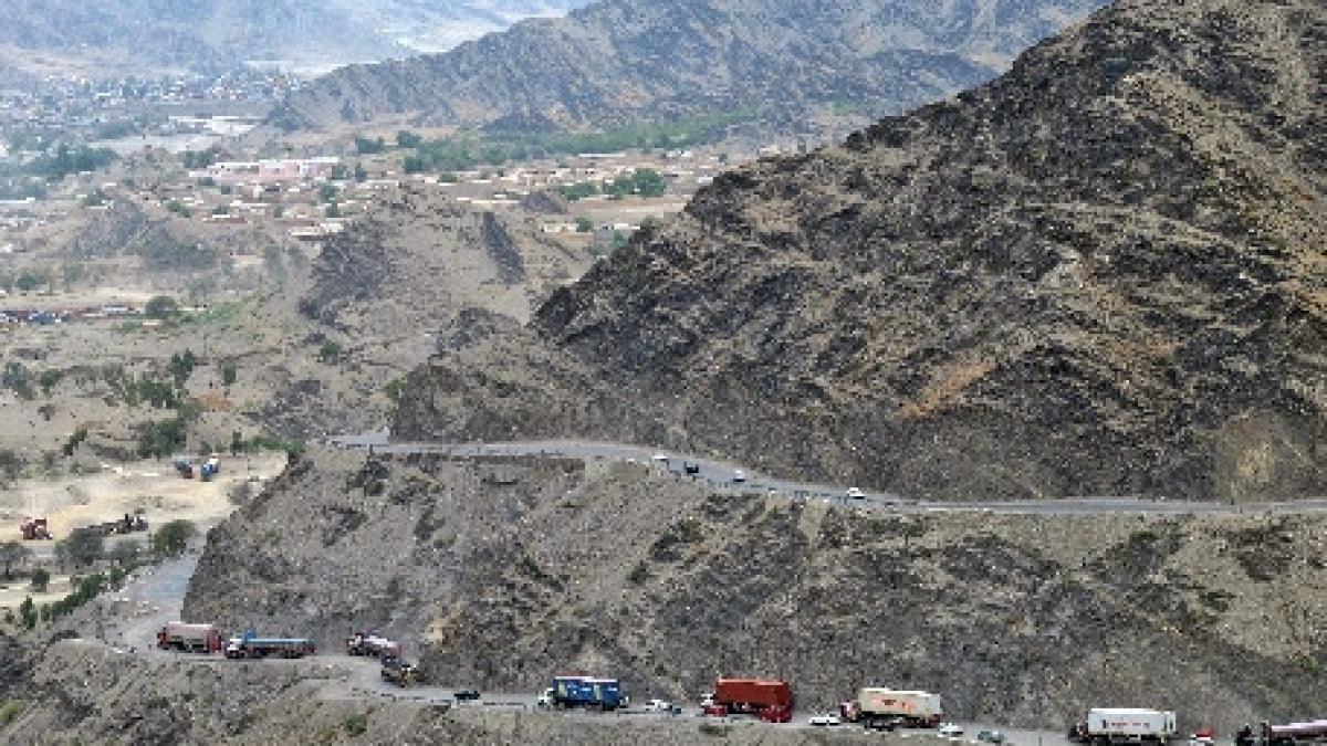 afganii par sa refuze colaborarea cu nato peste 30 de militari ai aliantei au murit ucisi in tiruri