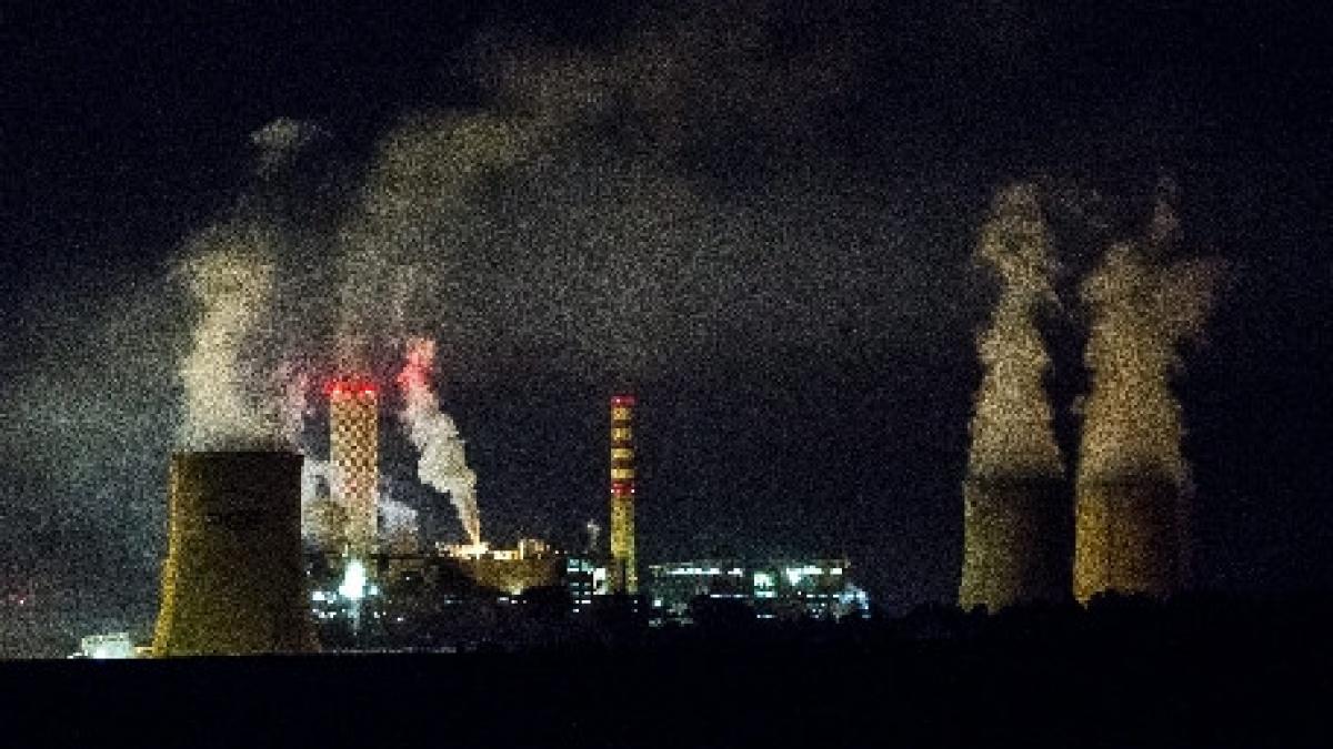 iran sase persoane au murit in urma unui incendiu la cea mai importanta uzina petrochimica