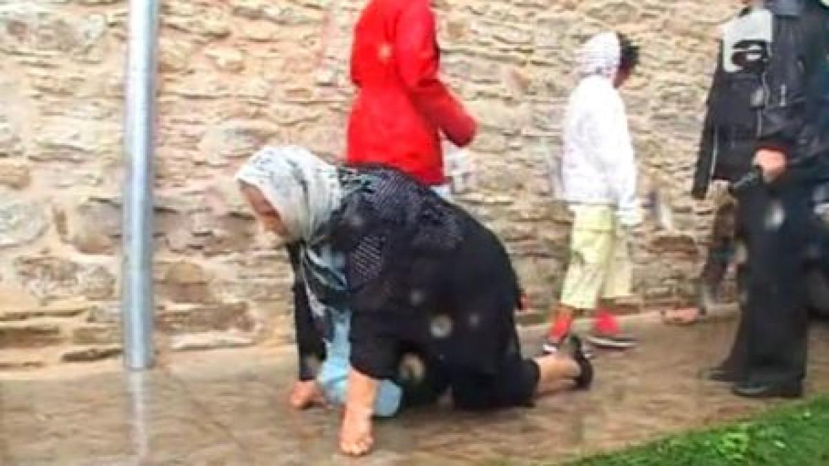 in genunchi in ploaie pentru o dorinta implinita