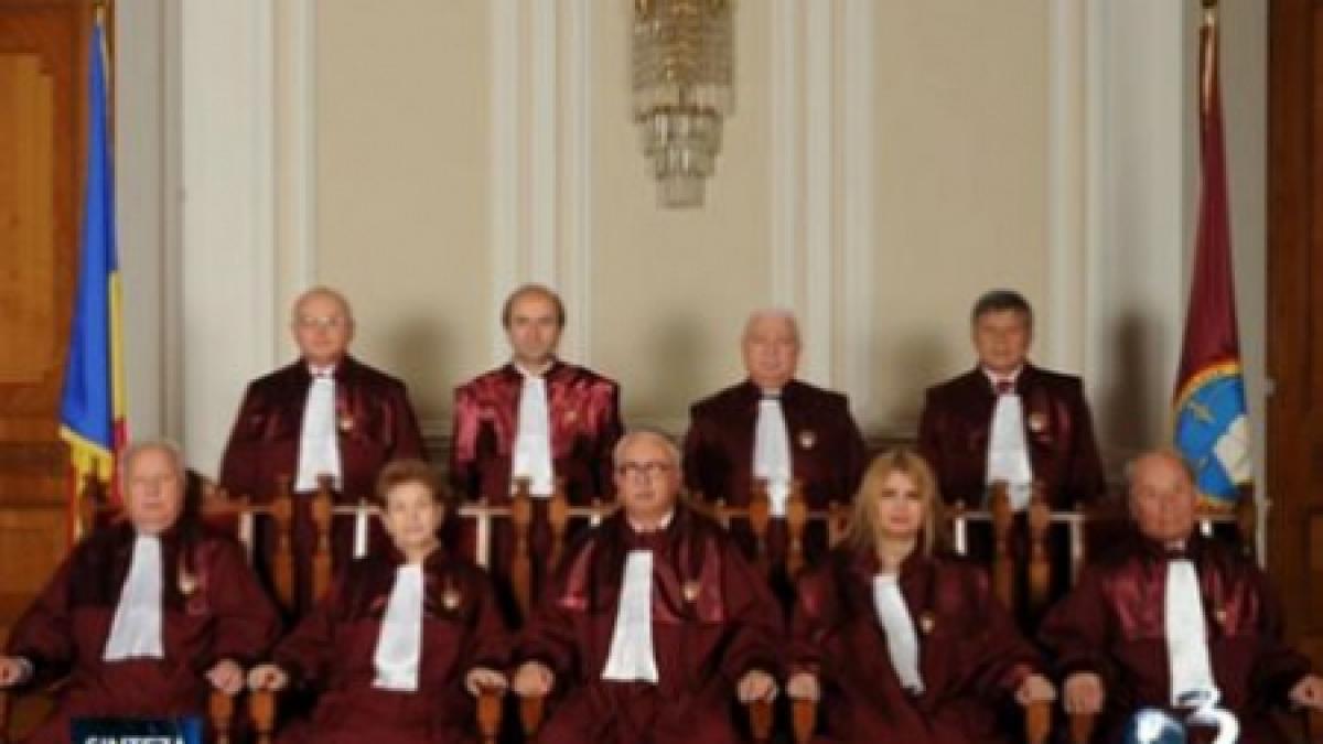 scandal la curtea constitutionala zegrean era la ccr cand s a trimis erata