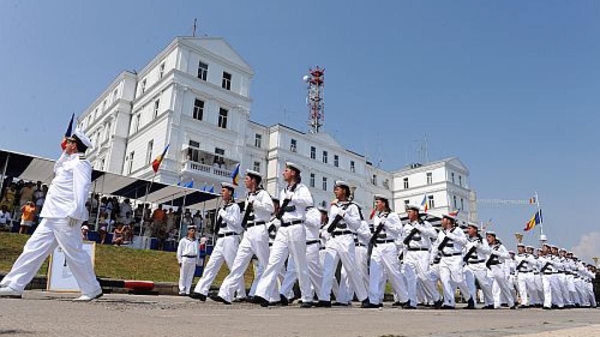 video si galerie foto cu ceremoniile din portul constanta astazi este ziua marinei