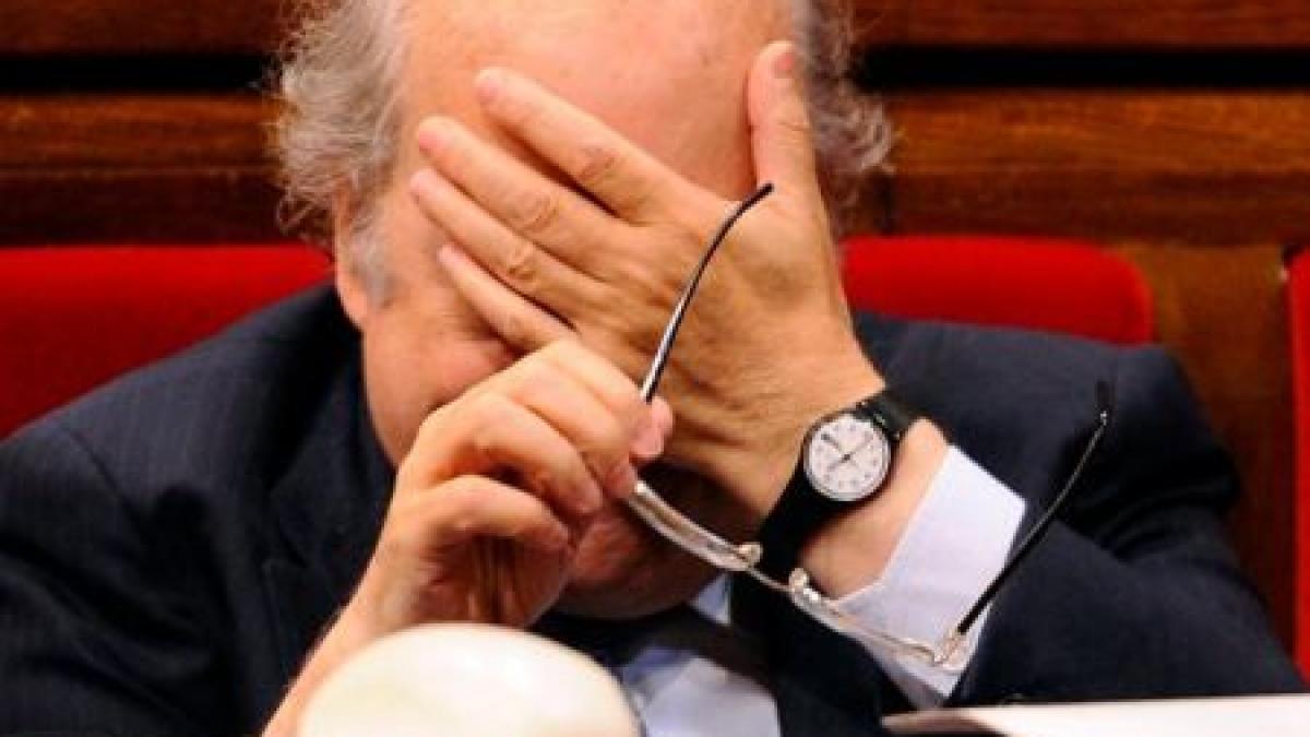 zona euro se indreapta spre recesiune grecia portugalia italia si spania trag toata europa in