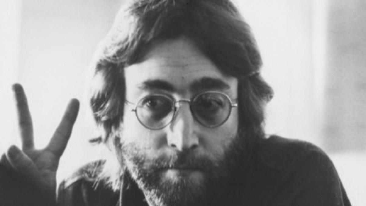 vila lui john lennon scoasa la vanzare afla cat te costa sa locuiesti in casa unei legende