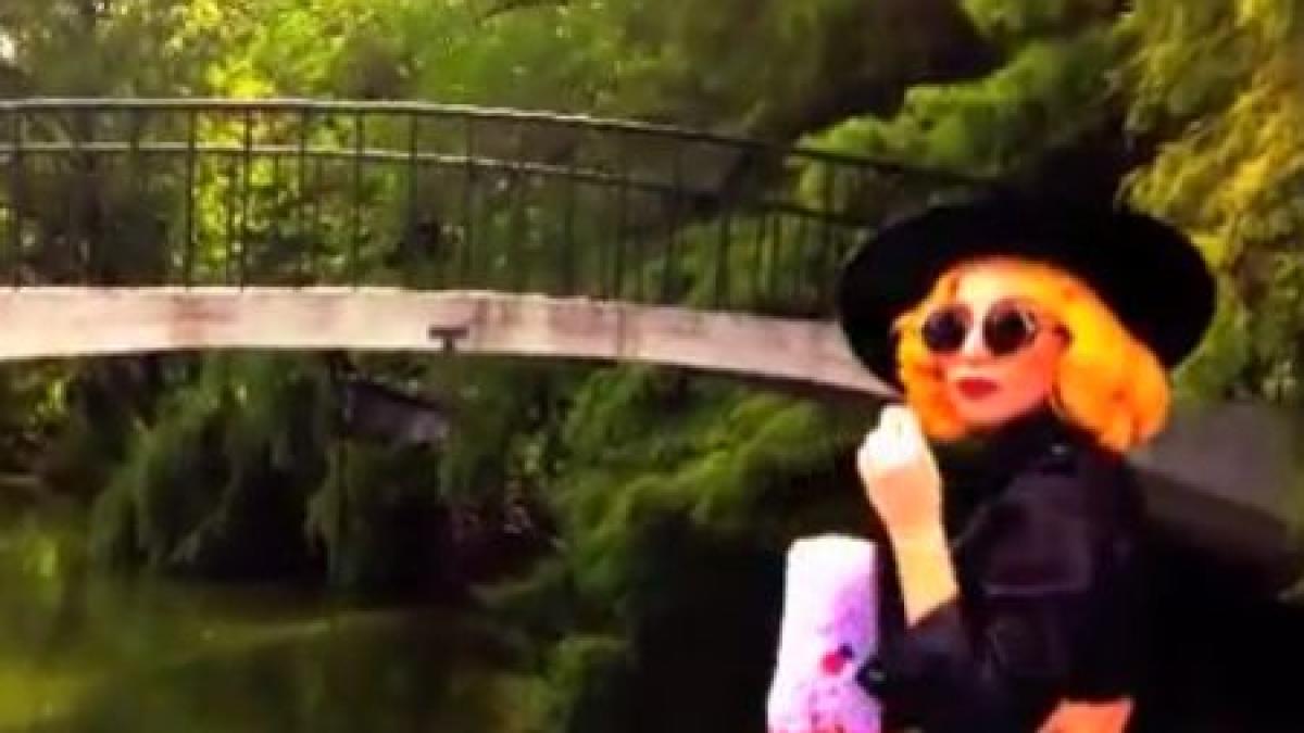 ce surpriza le a facut lady gaga romanilor vezi ce a postat artista pe contul ei de youtube