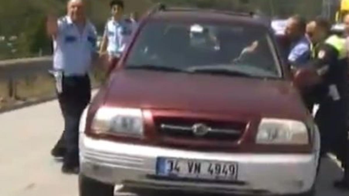 arestare cu focuri de arma un hot a fost impuscat in picior de politistii turci