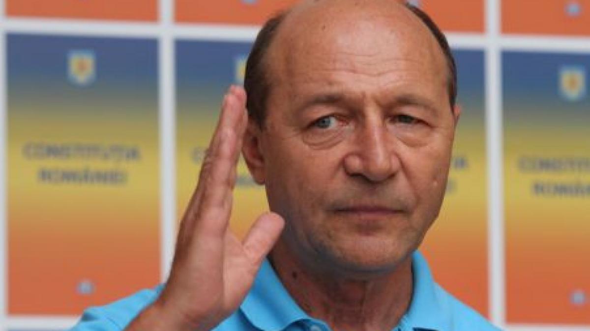 basescu scoaterea de pe liste a romanilor din strainatate si a celor cu acte de identitate expirate