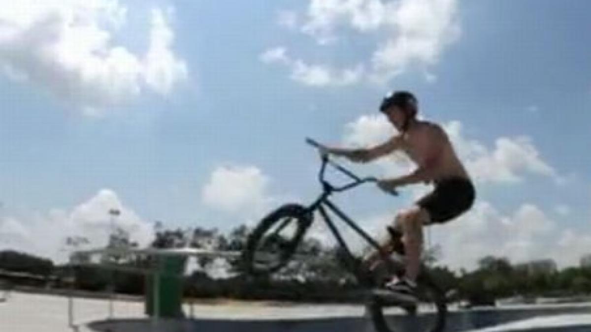 o echipa de biciclisti din marea britanie incantata de romania