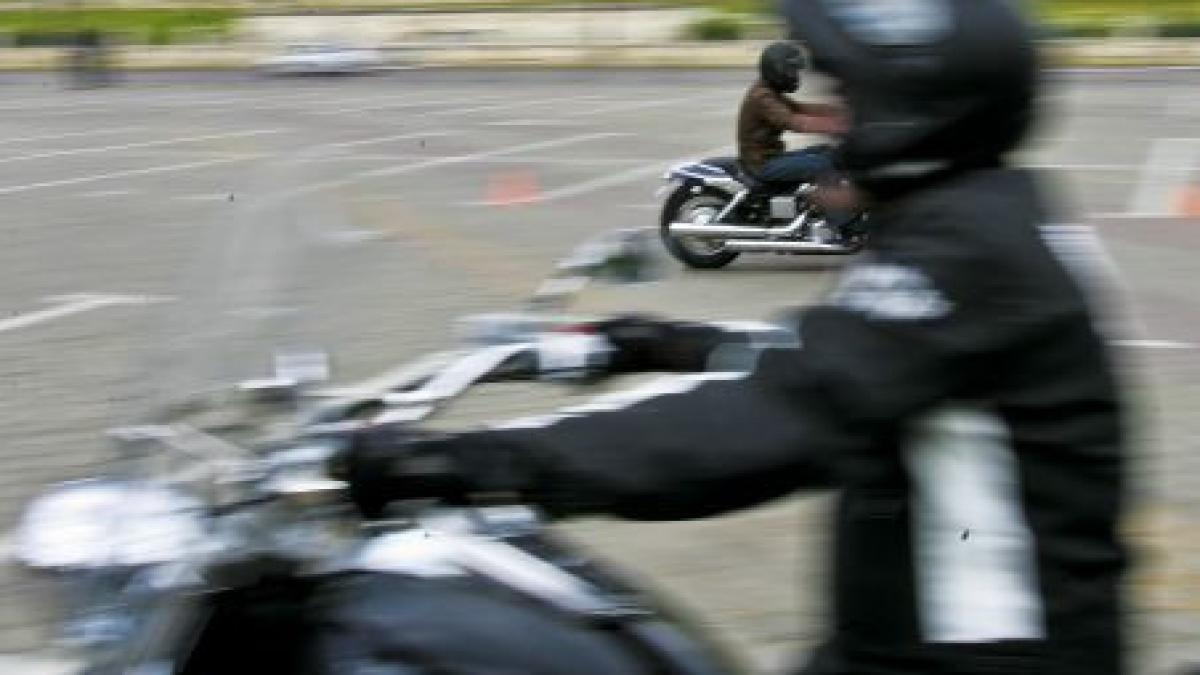 se schimba examenul pentru permisul de motocicleta autoritatile inaspresc legea