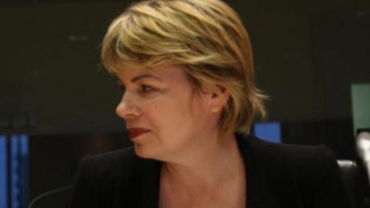 mona pivniceru a obtinut dezlegare de la csm sa fie ministru al justitiei scandal intre magistratii