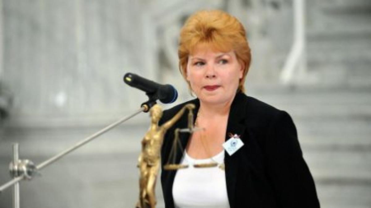 mona pivniceru nu am dorit nicio clipa sa scap de statutul de magistrat