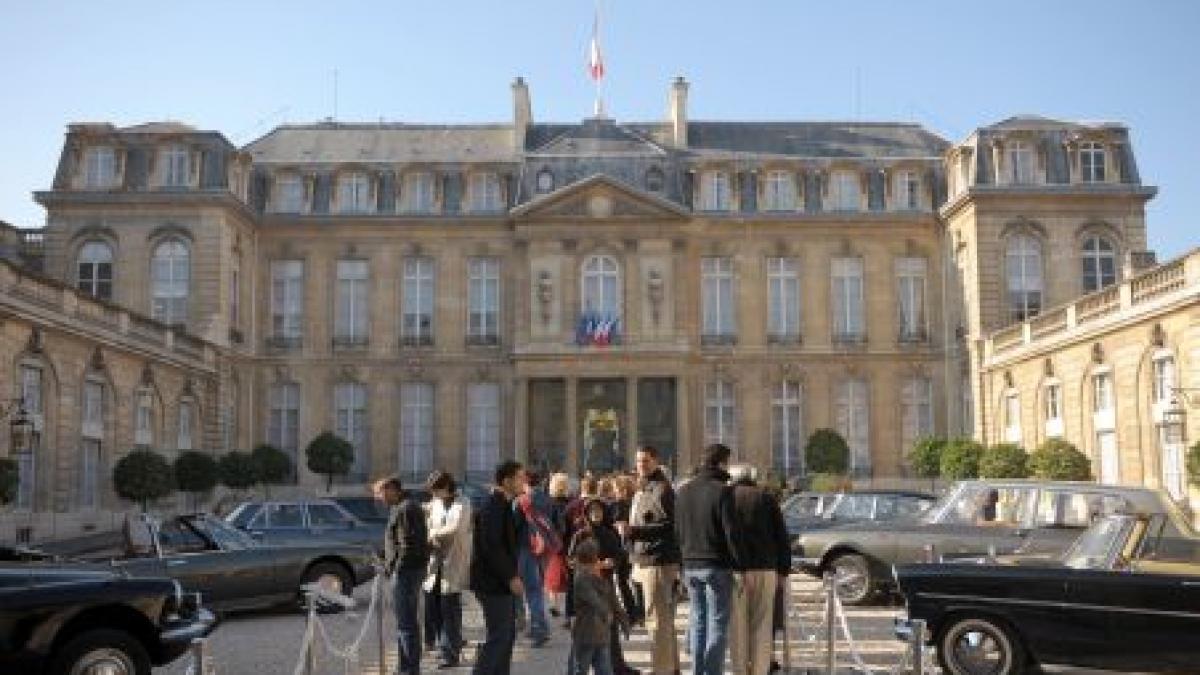 statul francez luat la misto de hoti trei dintre cele mai importante cladiri ale tarii nu mai au