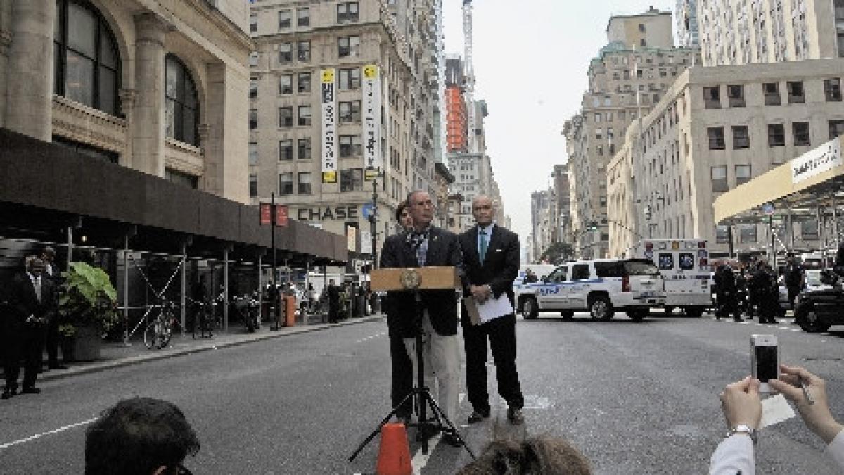 ranirea celor noua persoane in atacul de la empire state building a fost cauzata de politisti