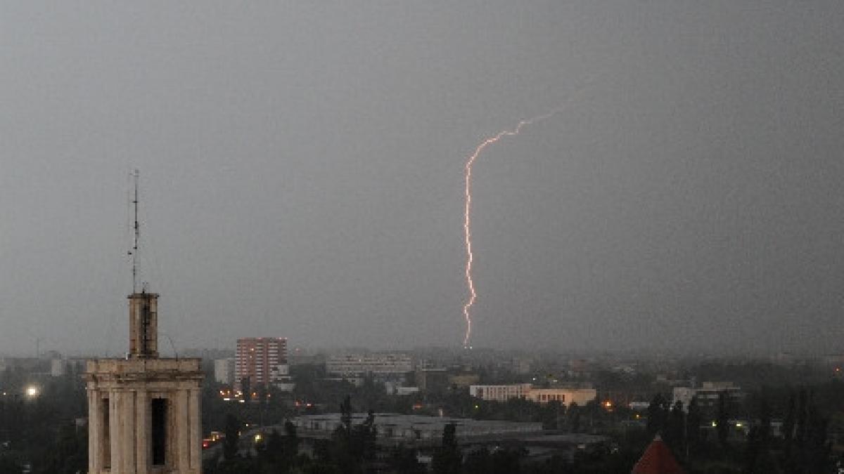 cod galben de furtuni in toata tara vezi aici pana cand va ploua