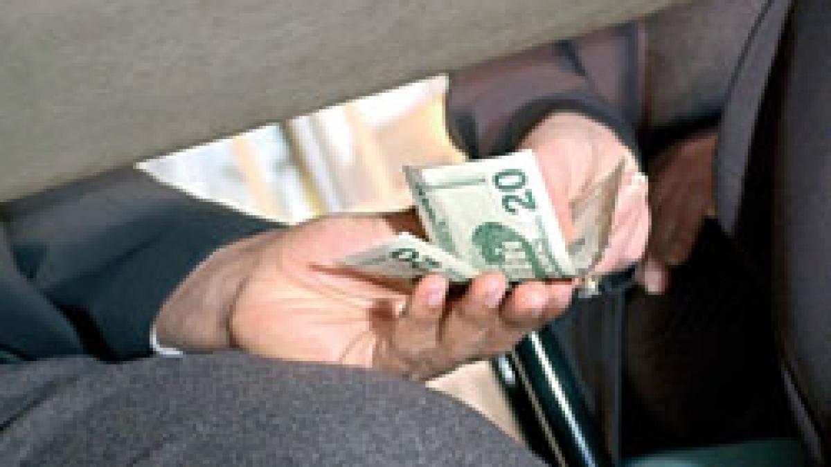 ce a facut acest profesor arata disperarea si coruptia din sistemul de invatamant