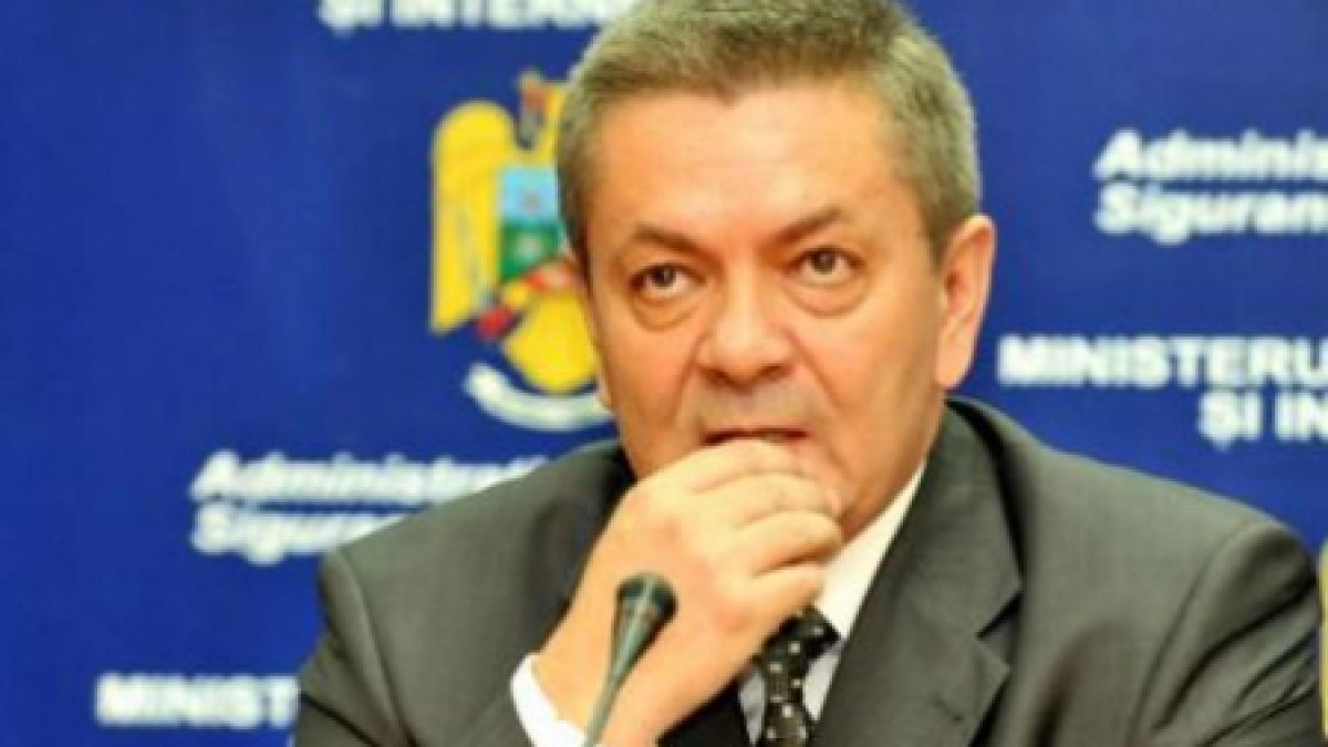 ioan rus stroe a fost un smecheras de bucuresti un smecheras de mana a doua care a facut un joc de