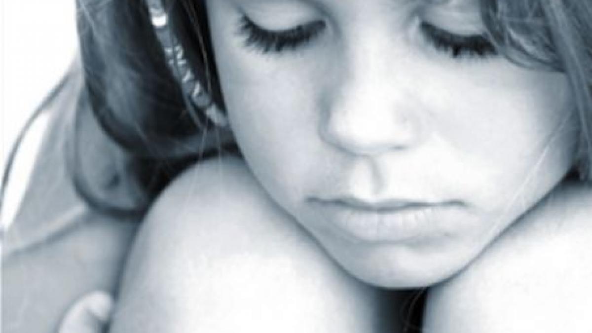 fetita de 5 ani violata la marginea satului agresorul un adolescent de 15 ani